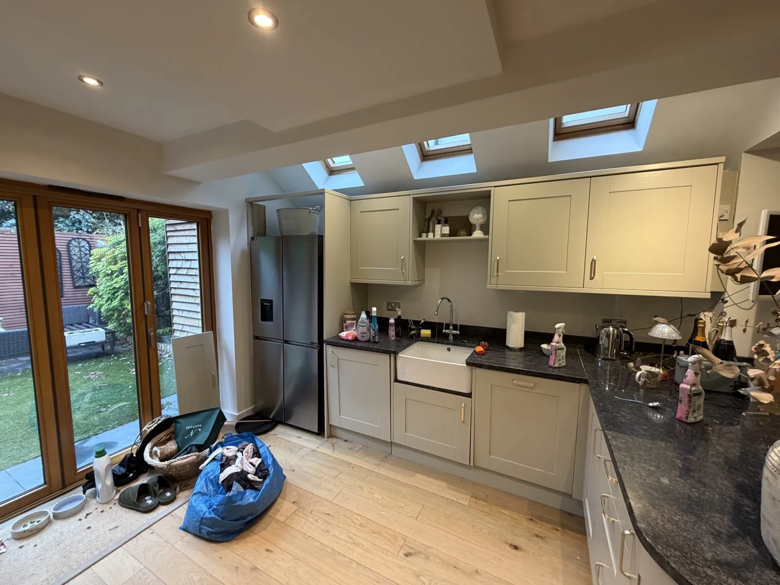 Hand painted cream shaker kitchen with wood worktops